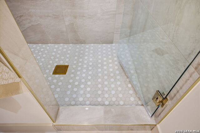 Image 31 of 48 For 506 Haggin St