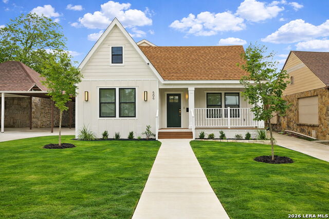 Image 6 of 48 For 506 Haggin St