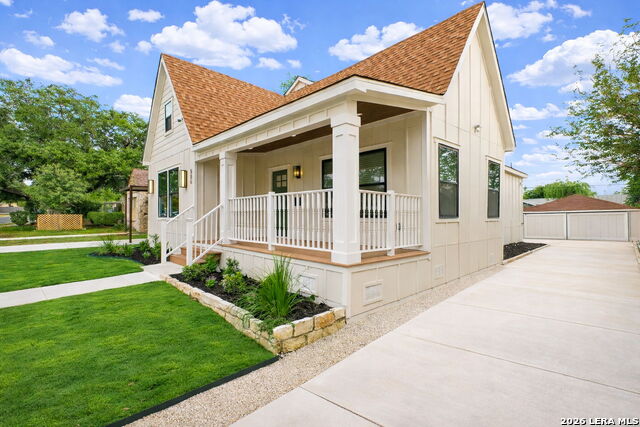 Image 8 of 48 For 506 Haggin St