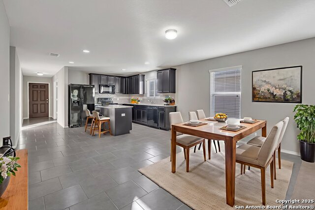 Image 21 of 36 For 11839 Silver Arbor