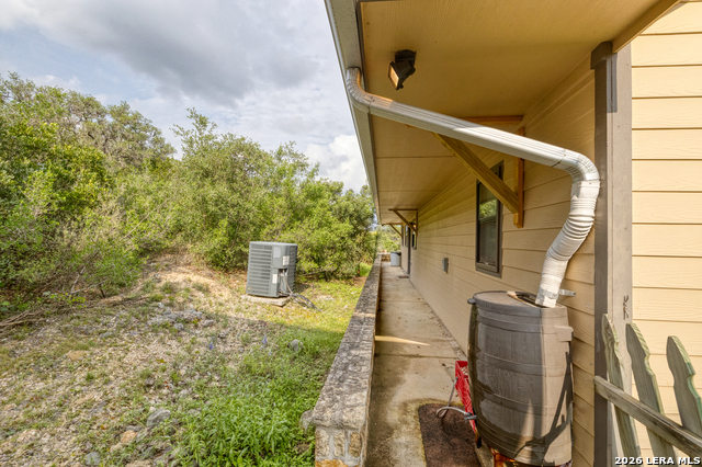 Image 16 of 56 For 24499 Us Highway 83 N