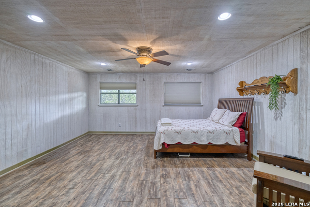 Image 29 of 56 For 24499 Us Highway 83 N