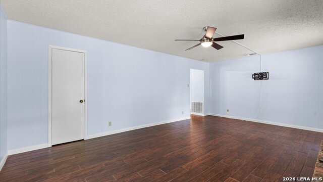 Image 10 of 34 For 8338 Delphian Dr