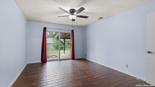 Image 11 of 34 For 8338 Delphian Dr