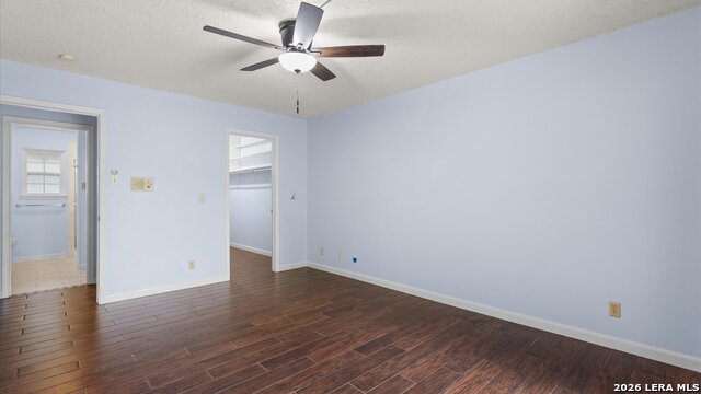 Image 20 of 34 For 8338 Delphian Dr