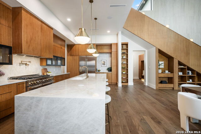 Image 12 of 57 For 24602 Cliff Line