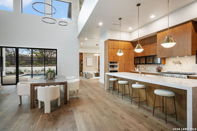 Image 14 of 57 For 24602 Cliff Line