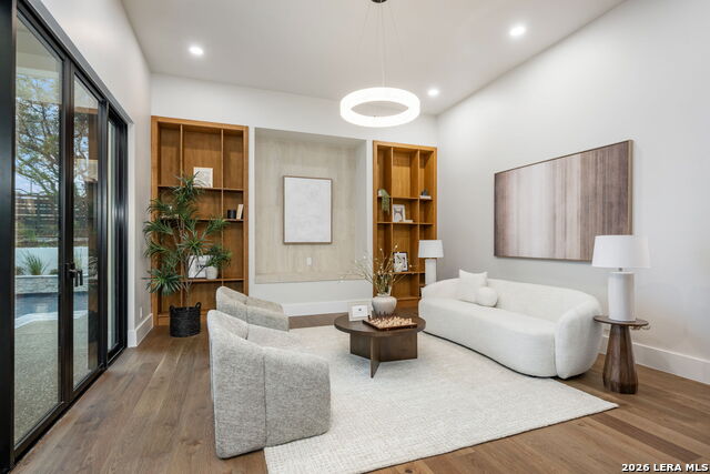 Image 15 of 57 For 24602 Cliff Line