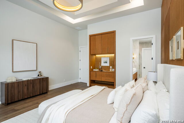 Image 18 of 57 For 24602 Cliff Line