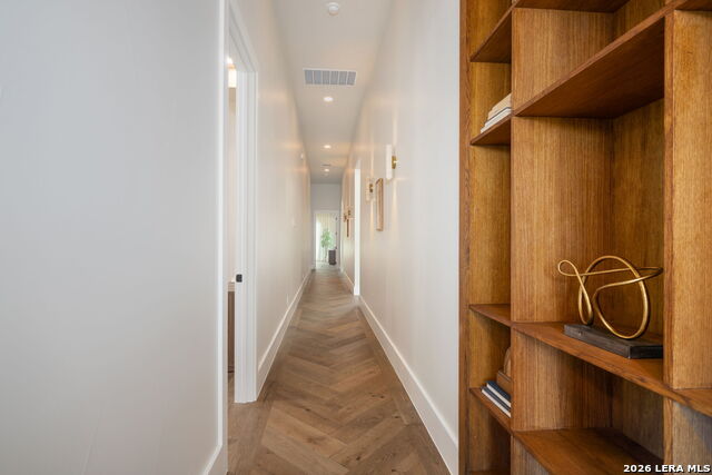 Image 33 of 57 For 24602 Cliff Line