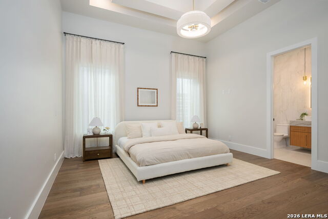 Image 34 of 57 For 24602 Cliff Line