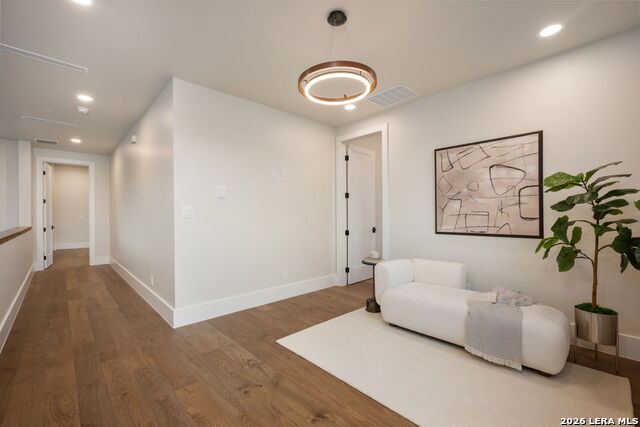 Image 41 of 57 For 24602 Cliff Line