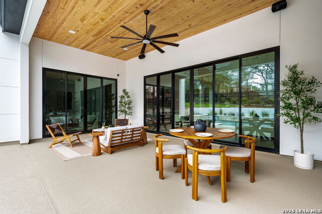 Image 45 of 57 For 24602 Cliff Line