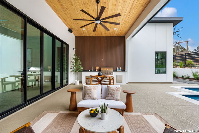 Image 46 of 57 For 24602 Cliff Line