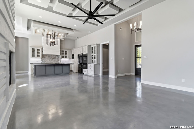 Image 11 of 33 For 922 Maximino Ridge Rd