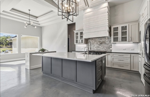 Image 17 of 33 For 922 Maximino Ridge Rd