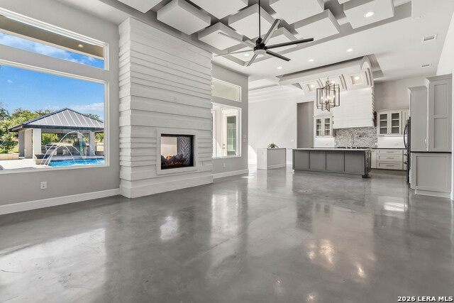 Image 2 of 33 For 922 Maximino Ridge Rd