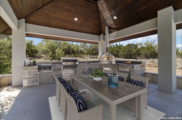 Image 7 of 33 For 922 Maximino Ridge Rd