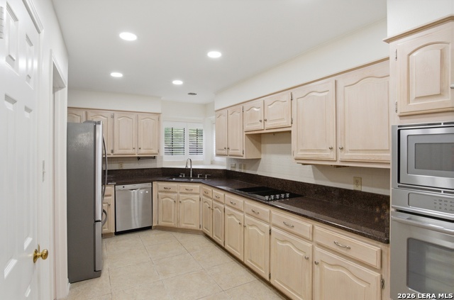 Image 10 of 37 For 21009 Hickory Bnd