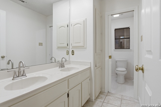 Image 18 of 37 For 21009 Hickory Bnd