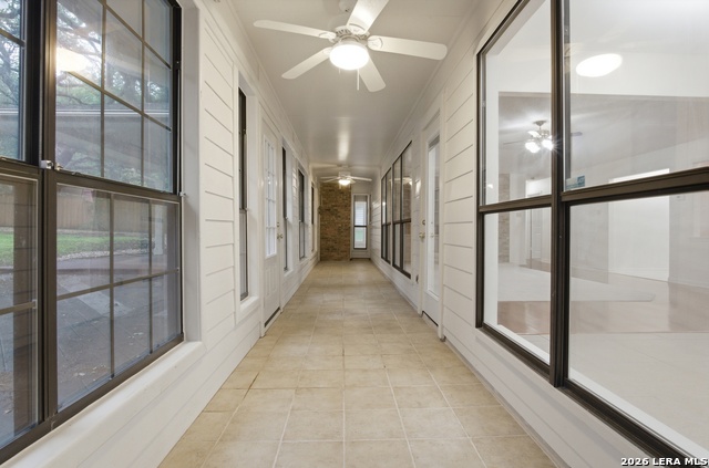 Image 25 of 37 For 21009 Hickory Bnd