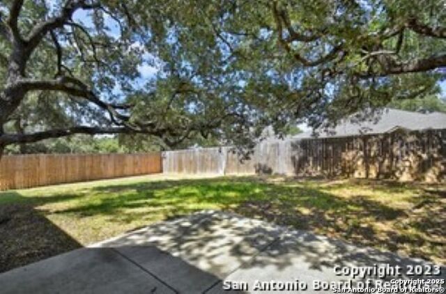 Image 7 of 8 For 21935 Legend Point Dr