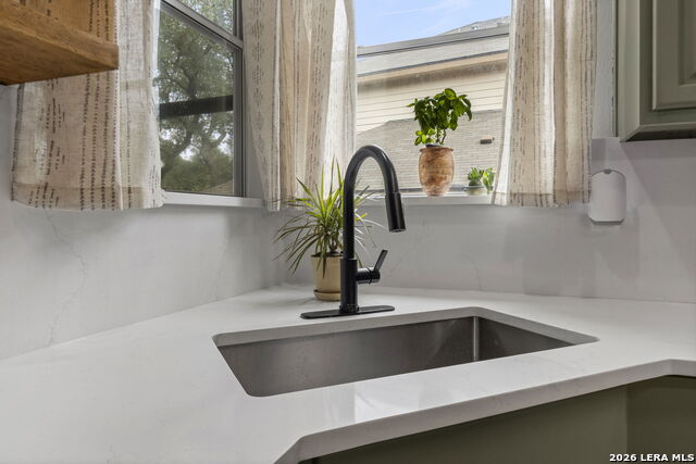 Listing photo id 8 for 406 Pease Hollow