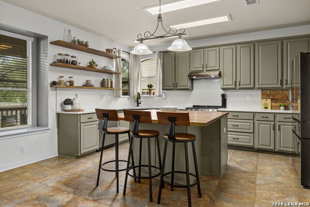 Listing photo id 17 for 406 Pease Hollow