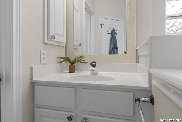 Listing photo id 32 for 406 Pease Hollow