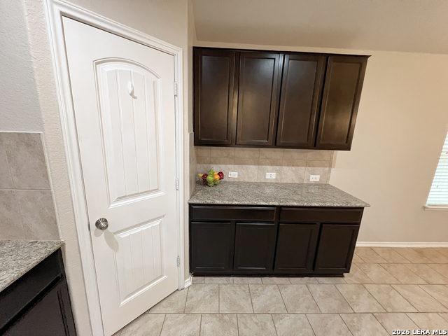 Image 19 of 48 For 1713 London Blue