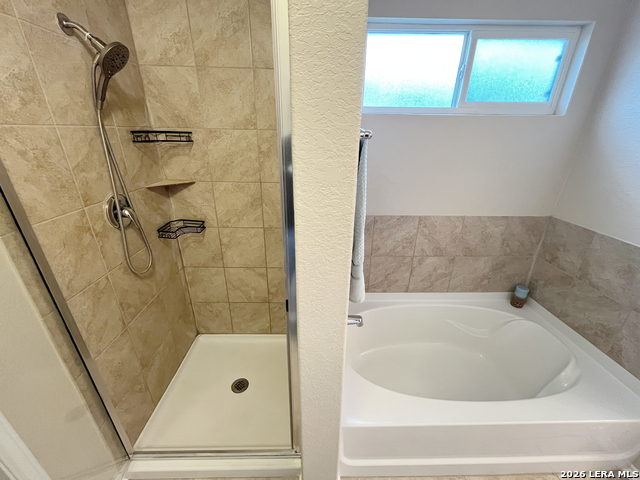 Image 38 of 48 For 1713 London Blue