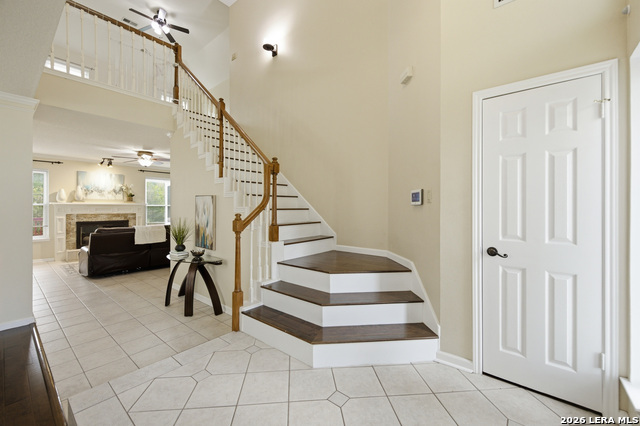 Image 18 of 43 For 18143 Summer Knoll Dr