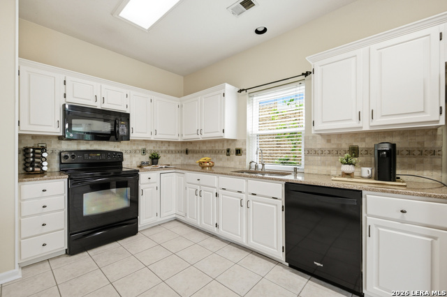 Image 28 of 43 For 18143 Summer Knoll Dr