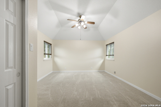 Image 38 of 43 For 18143 Summer Knoll Dr