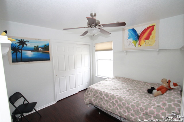 Image 11 of 25 For 302 Agency Oaks