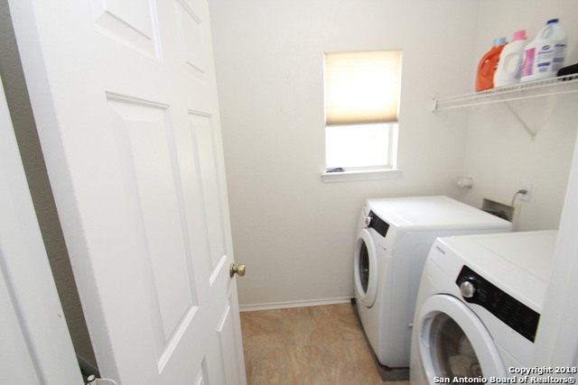 Image 16 of 25 For 302 Agency Oaks