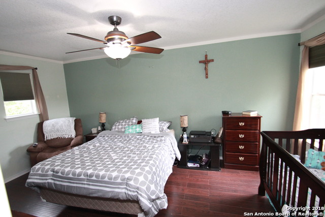 Image 19 of 25 For 302 Agency Oaks