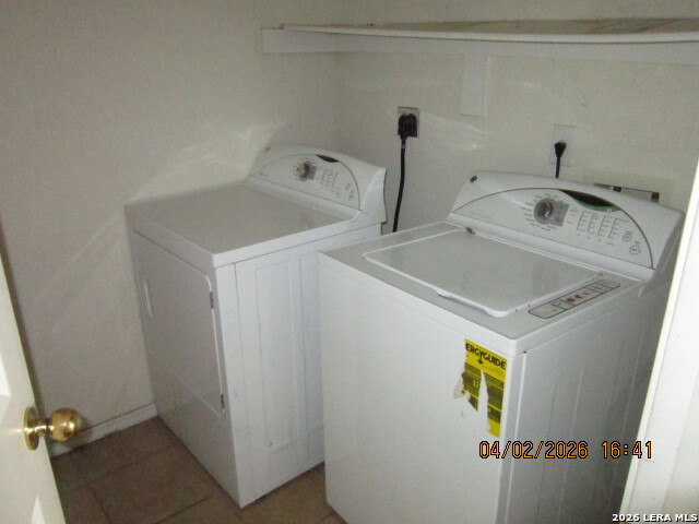 Image 13 of 14 For 8319 Sweet Maiden St