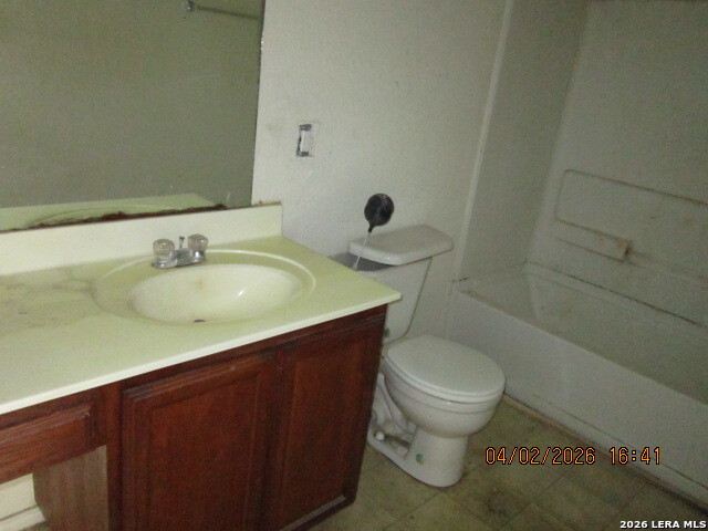 Image 4 of 14 For 8319 Sweet Maiden St