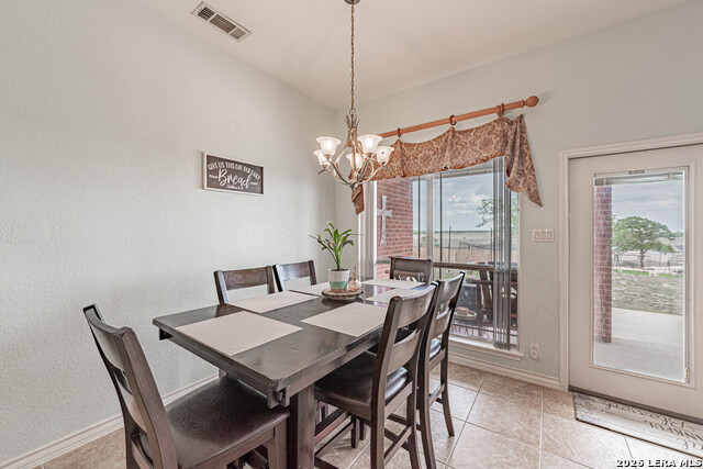 Image 16 of 50 For 700 Lake Valley