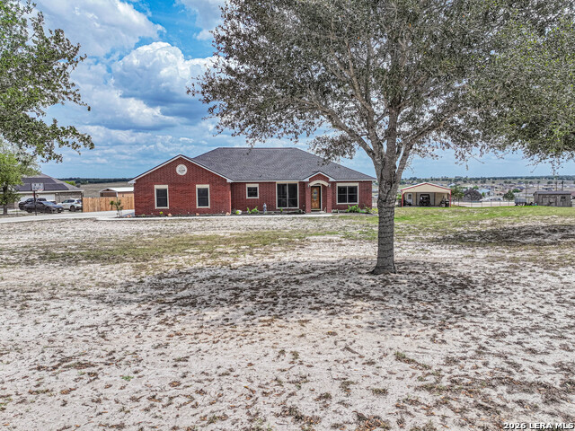 Image 2 of 50 For 700 Lake Valley