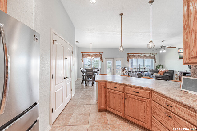 Image 23 of 50 For 700 Lake Valley