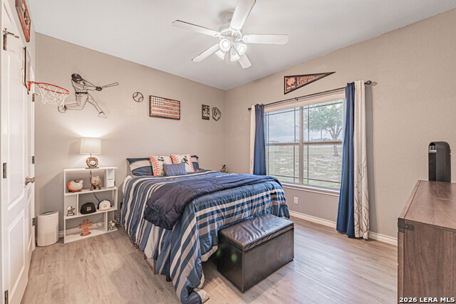 Image 28 of 50 For 700 Lake Valley