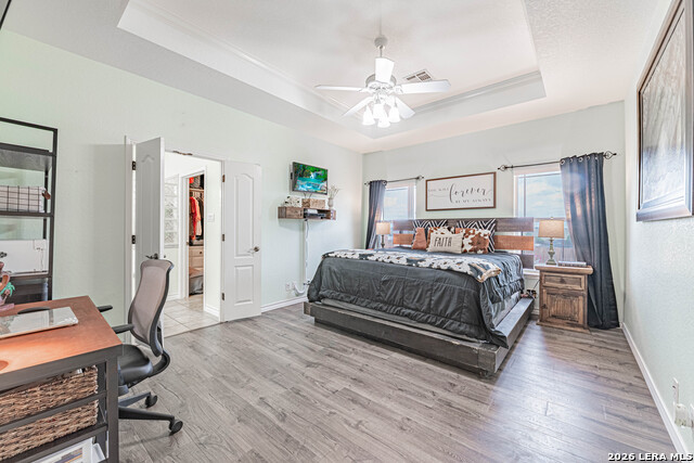 Image 35 of 50 For 700 Lake Valley