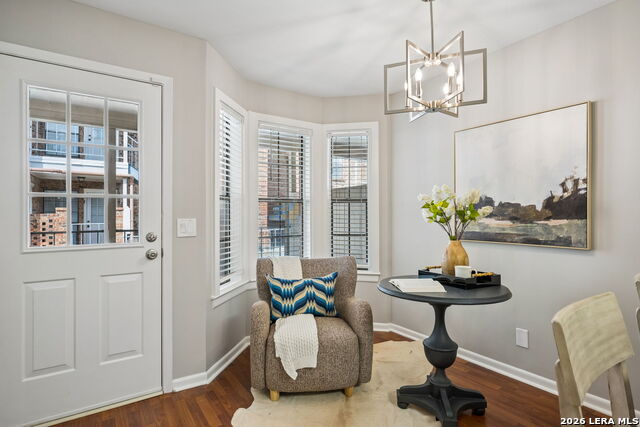 Image 11 of 29 For 5359 Fredericksburg  803