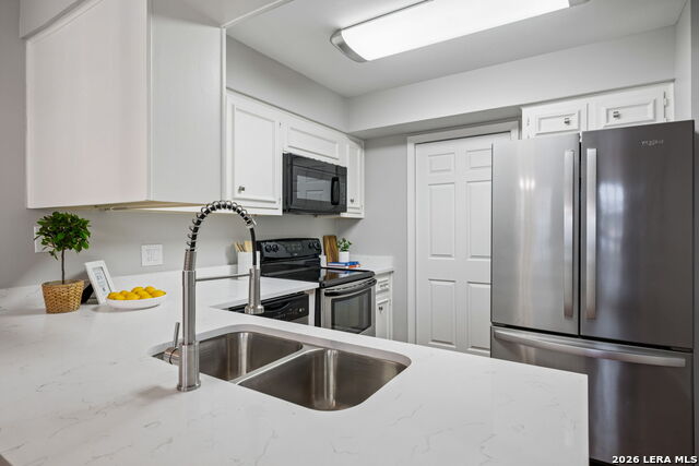 Image 15 of 29 For 5359 Fredericksburg  803