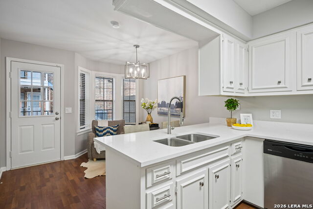 Image 16 of 29 For 5359 Fredericksburg  803