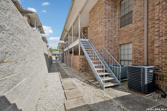 Image 29 of 29 For 5359 Fredericksburg  803