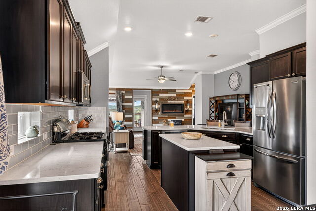 Image 17 of 50 For 25703 Hermosa Vis