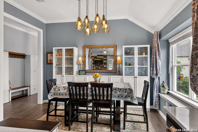 Image 18 of 50 For 25703 Hermosa Vis